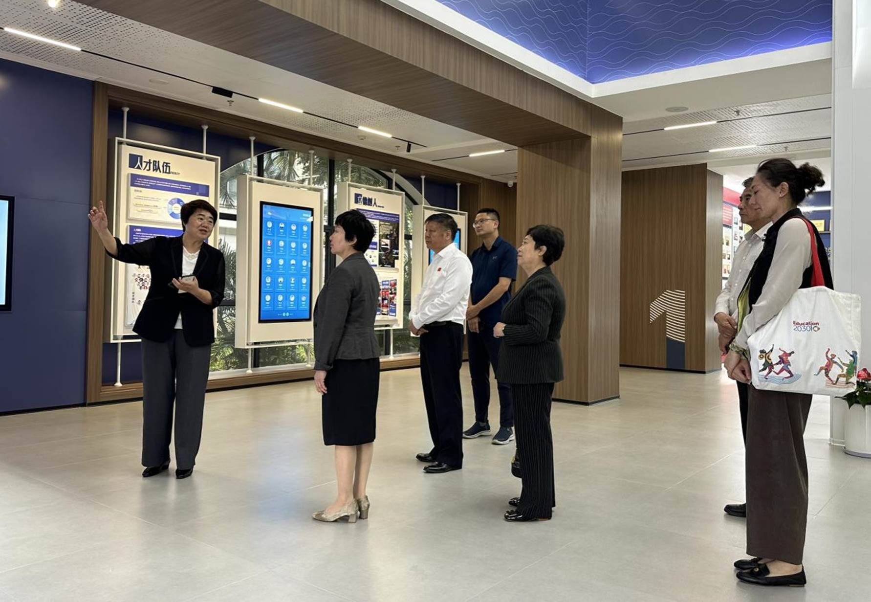 e0998f55d48b10410f9811f3eb52a6f8